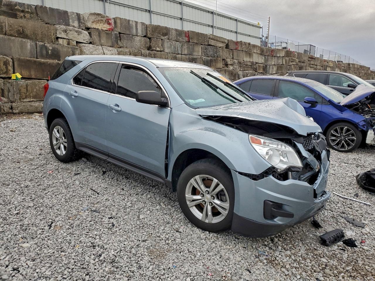 2014 CHEVROLET EQUINOX LS photo 4