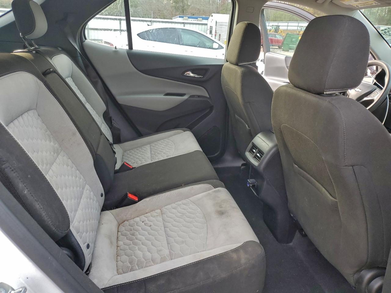 2018 CHEVROLET EQUINOX LS photo 11