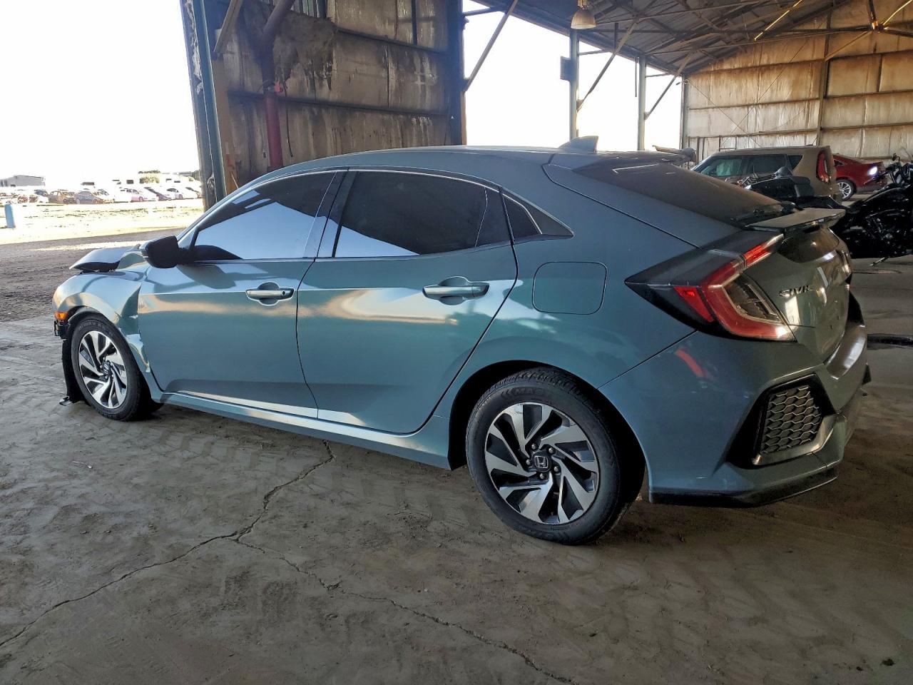 2017 HONDA CIVIC LX photo 2