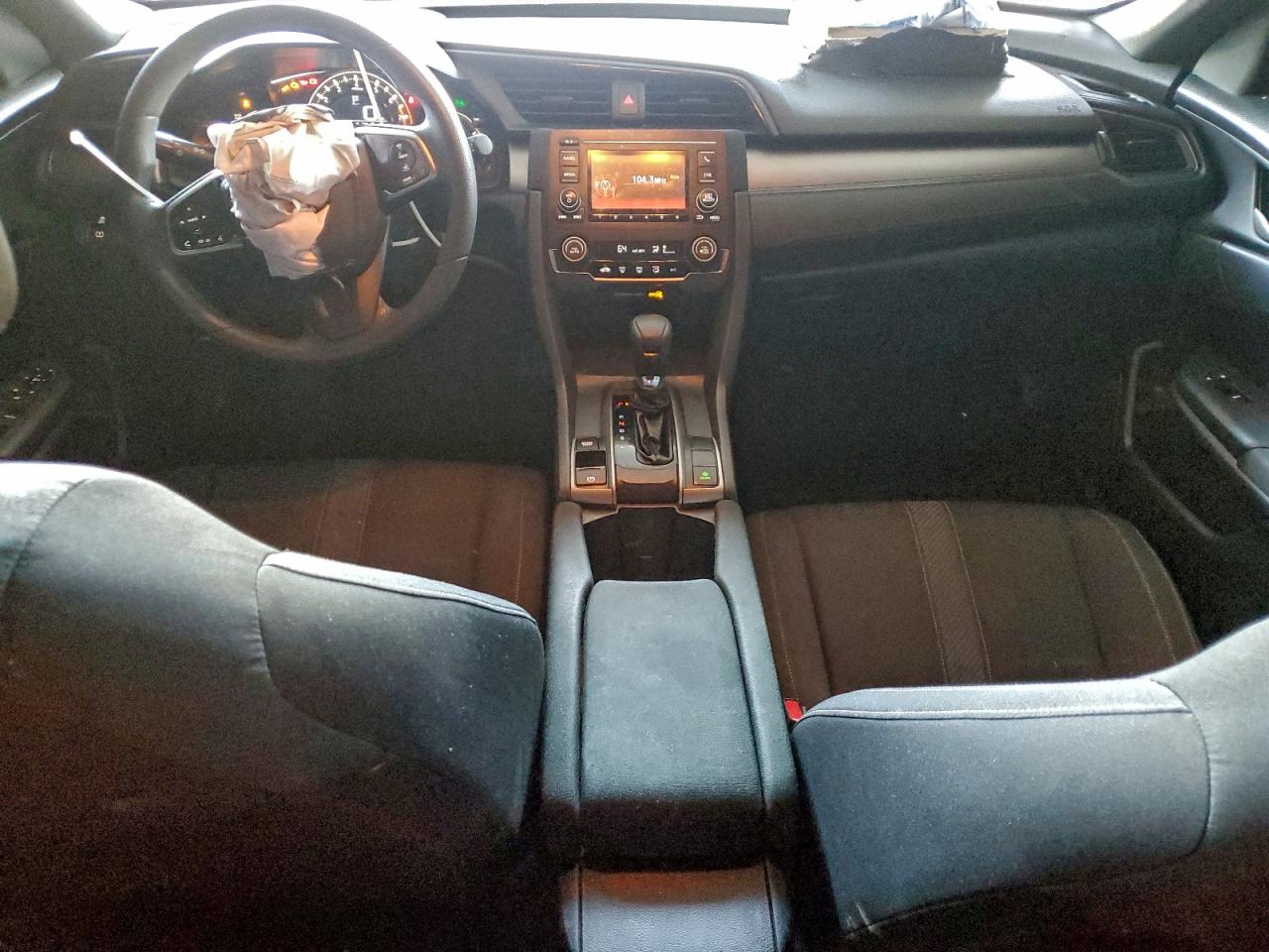 2017 HONDA CIVIC LX photo 8