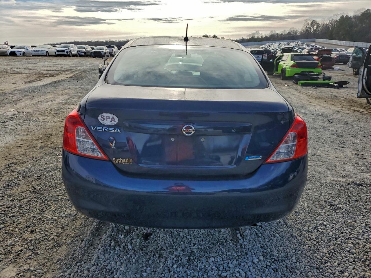 2014 NISSAN VERSA S photo 6