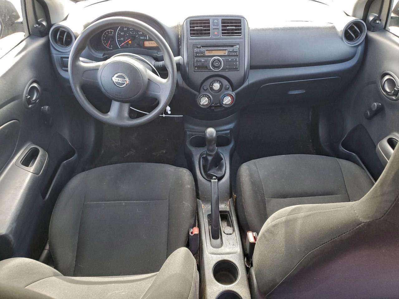2014 NISSAN VERSA S photo 8