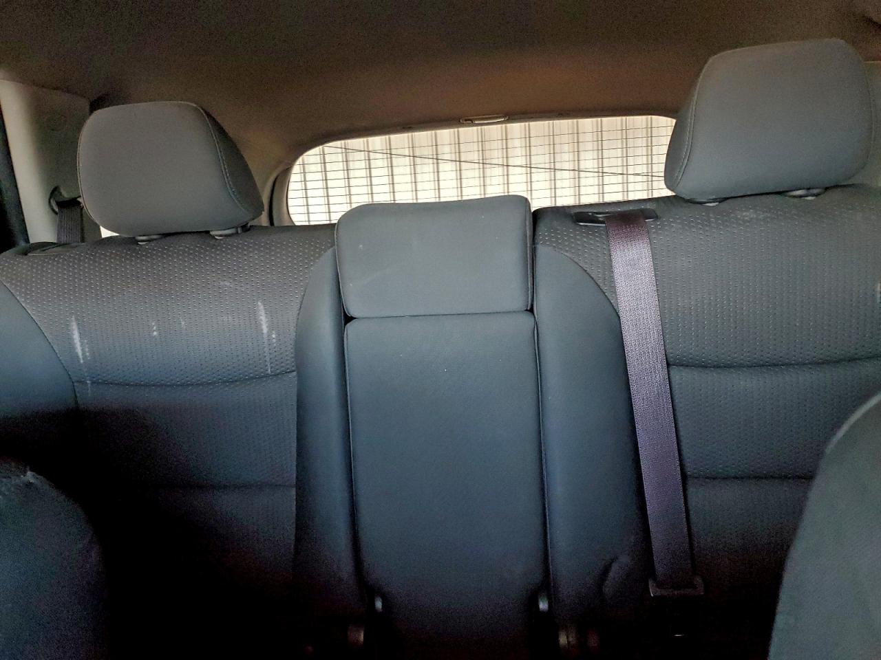 2011 KIA SORENTO BASE photo 10