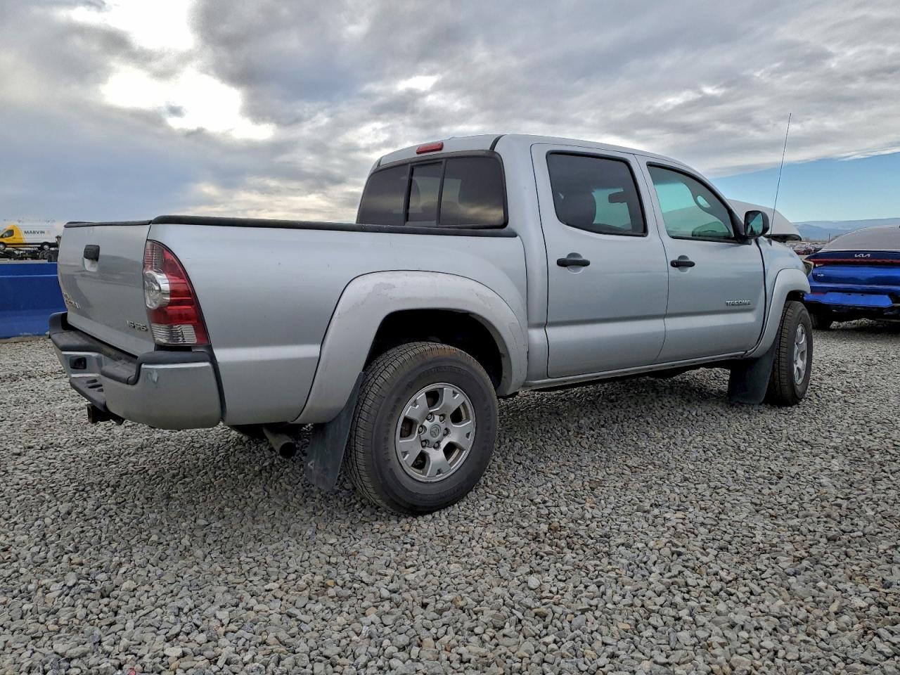 2009 TOYOTA TACOMA DOUBLE CAB photo 3