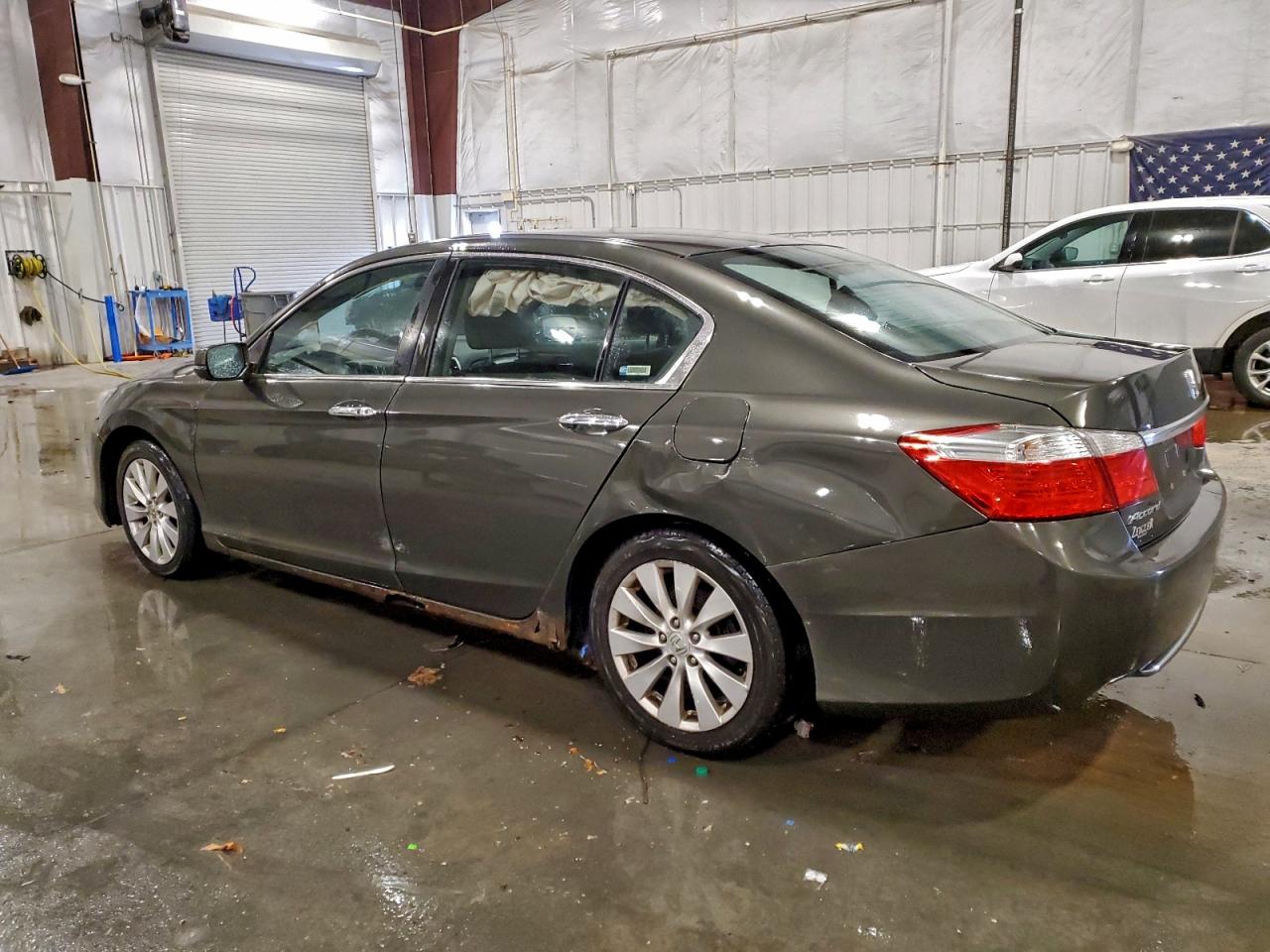 2013 HONDA ACCORD EX photo 2