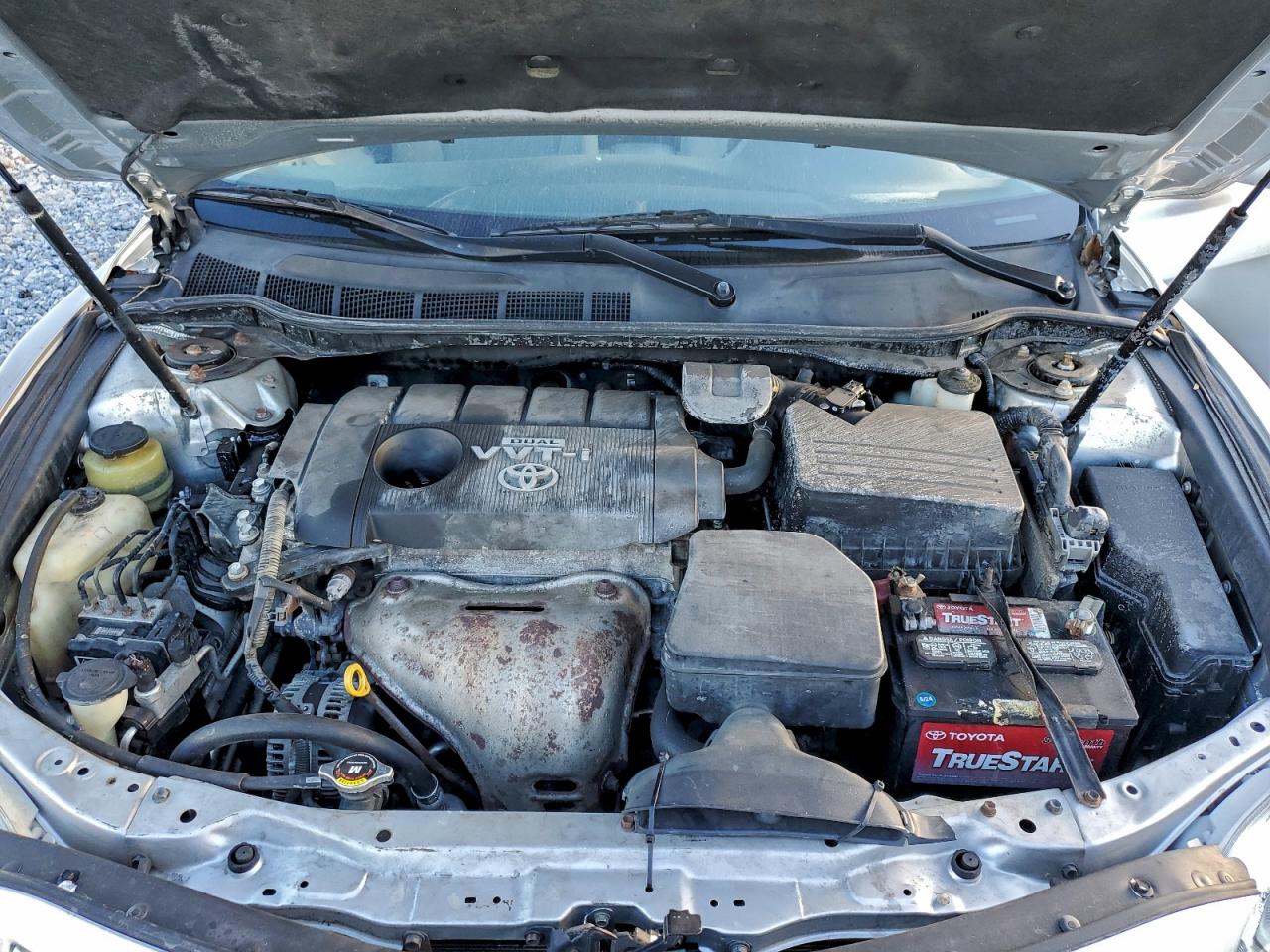 2010 TOYOTA CAMRY BASE photo 11