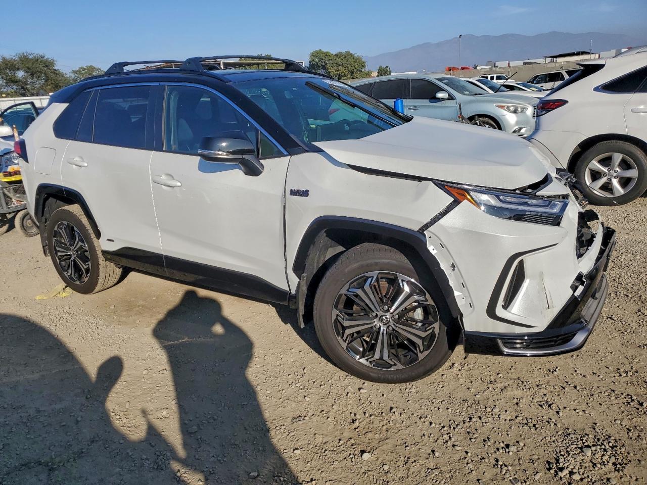 2024 TOYOTA RAV4 PRIME XSE photo 4