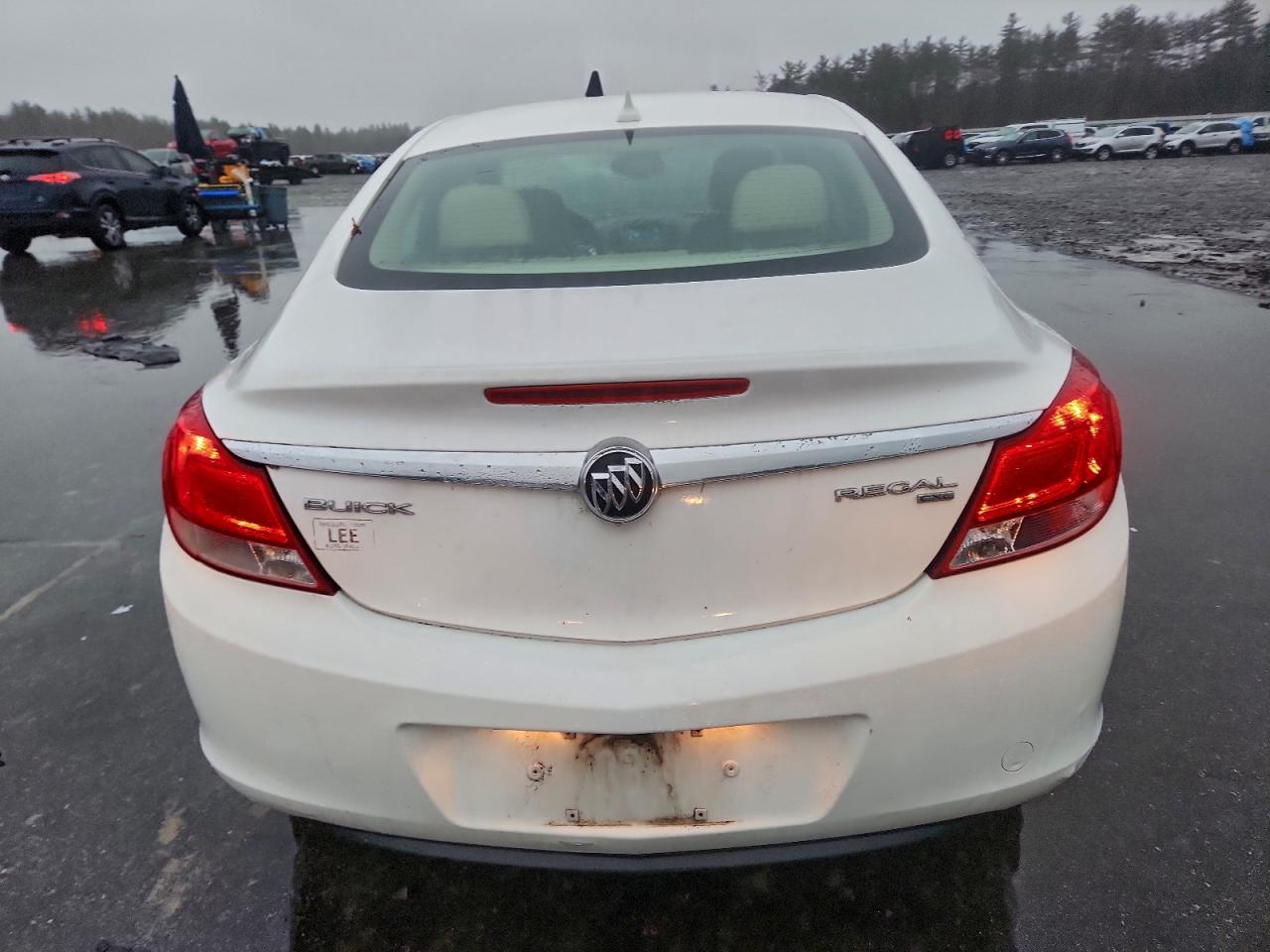 2011 BUICK REGAL CXL photo 11