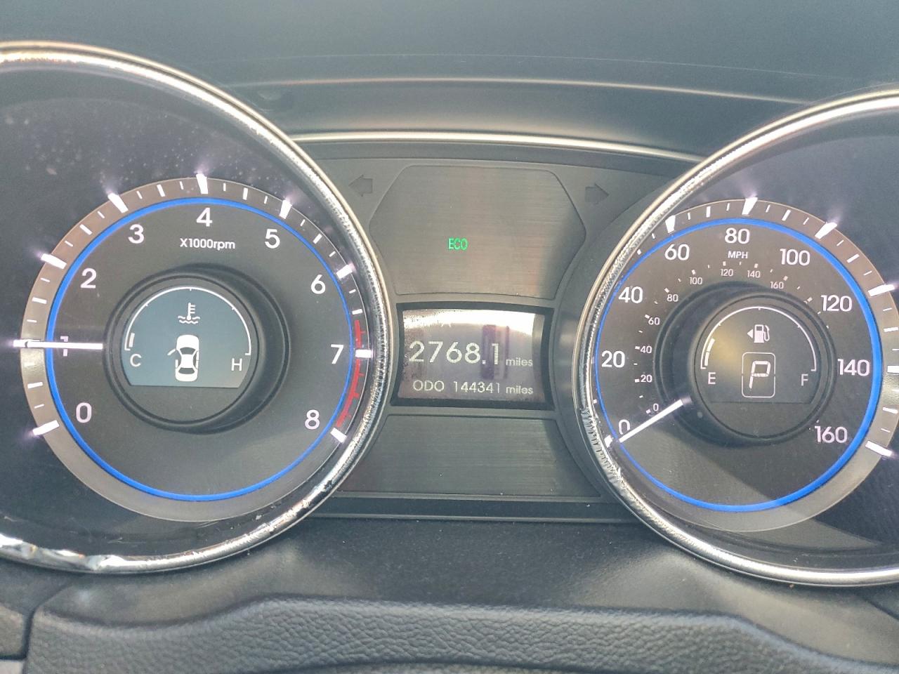 2014 HYUNDAI SONATA GLS photo 9