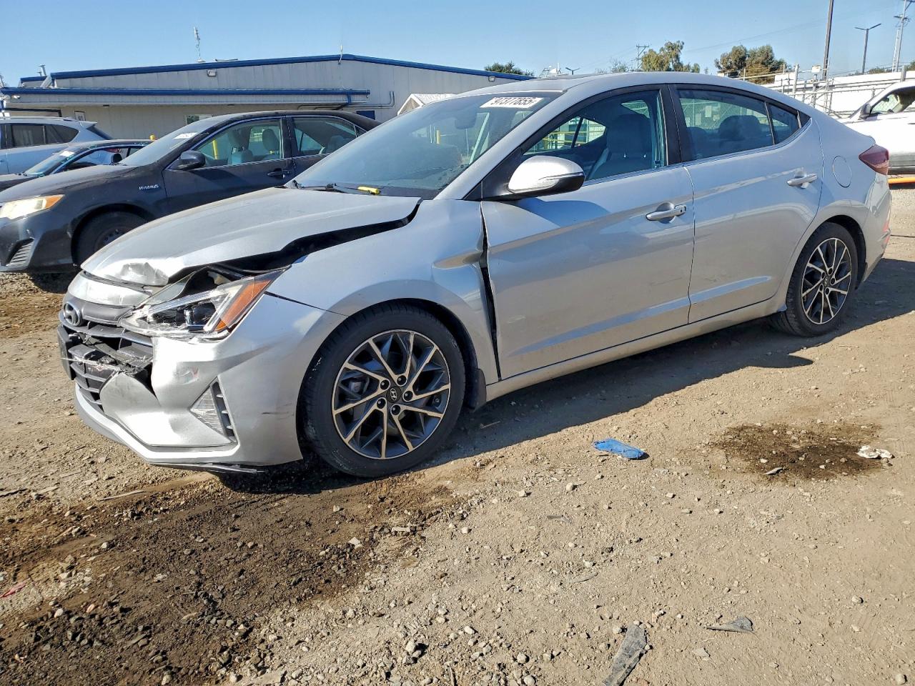 2019 HYUNDAI ELANTRA