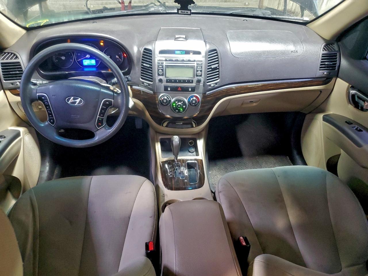 2011 HYUNDAI SANTA FE GLS photo 8