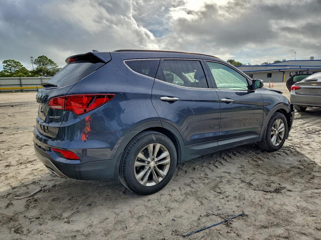 2017 HYUNDAI SANTA FE SPORT photo 3