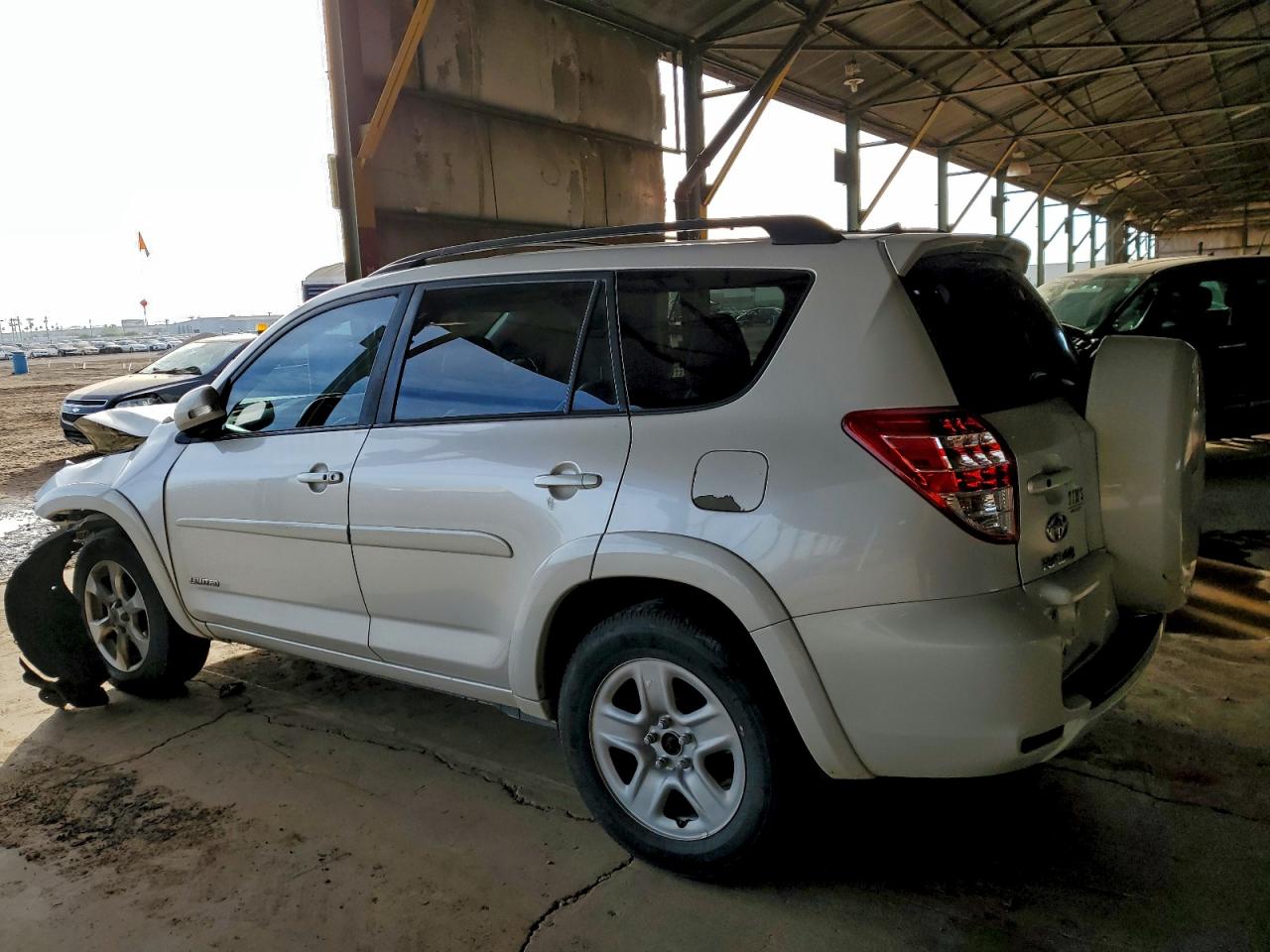 2011 TOYOTA RAV4 LIMITED photo 2