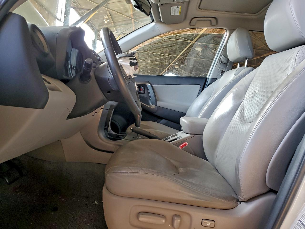 2011 TOYOTA RAV4 LIMITED photo 7
