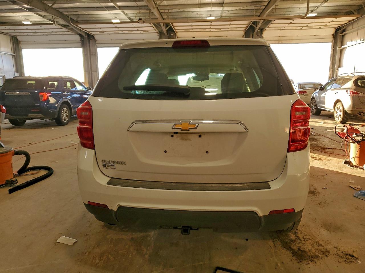2017 CHEVROLET EQUINOX LS photo 6