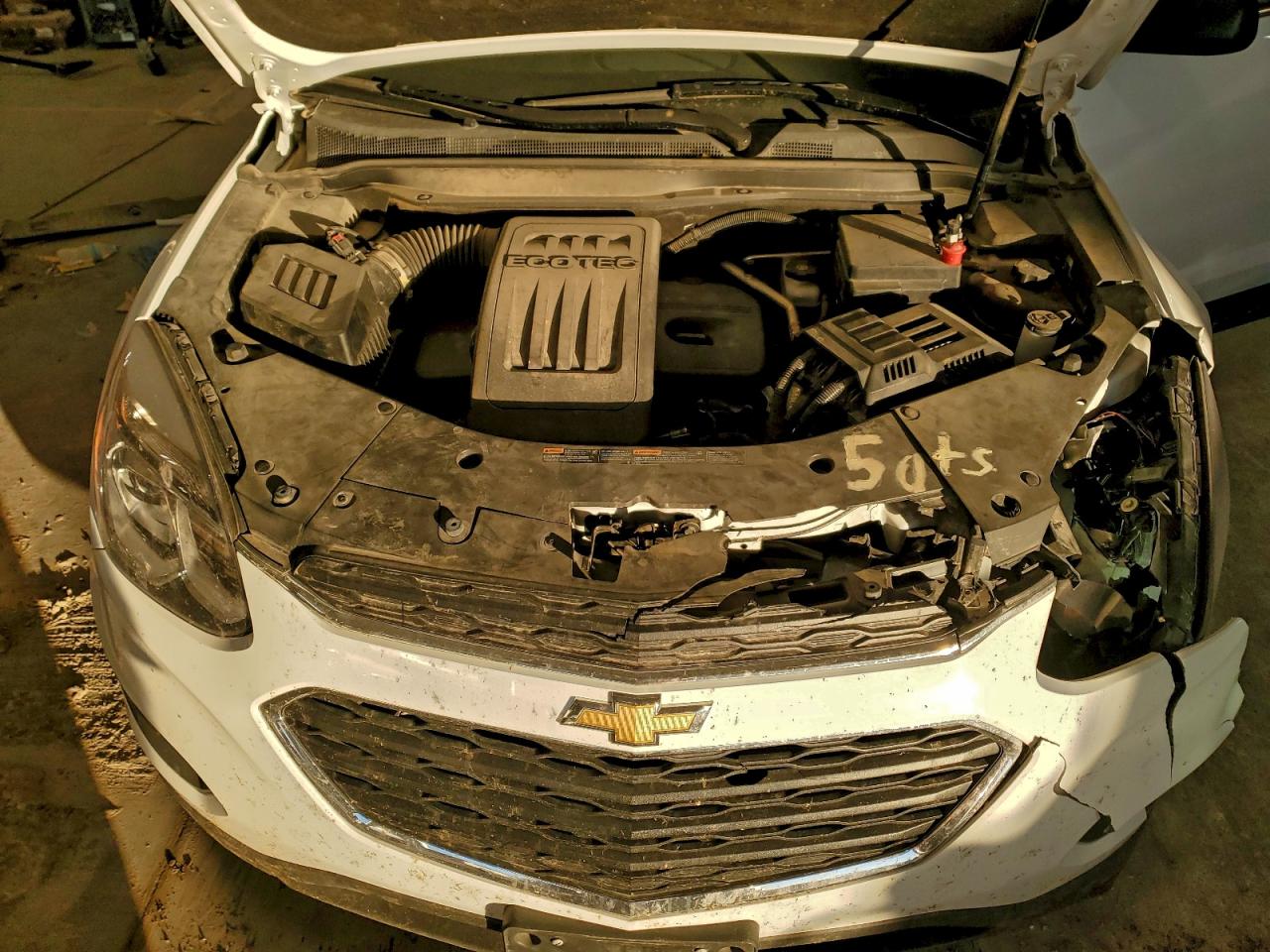 2017 CHEVROLET EQUINOX LS photo 12