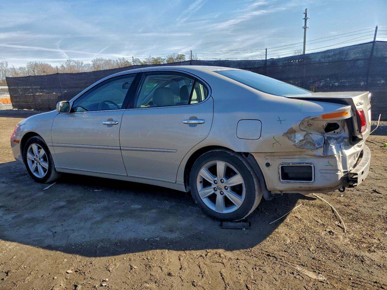 2005 LEXUS ES 330 photo 2