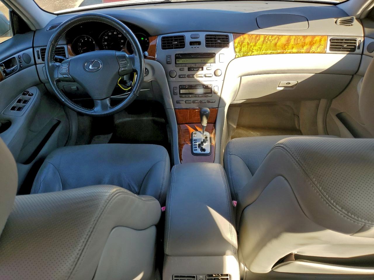 2005 LEXUS ES 330 photo 8