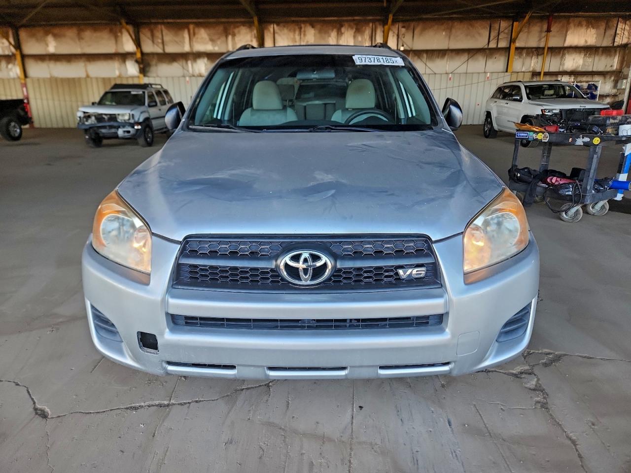 2010 TOYOTA RAV4 photo 5