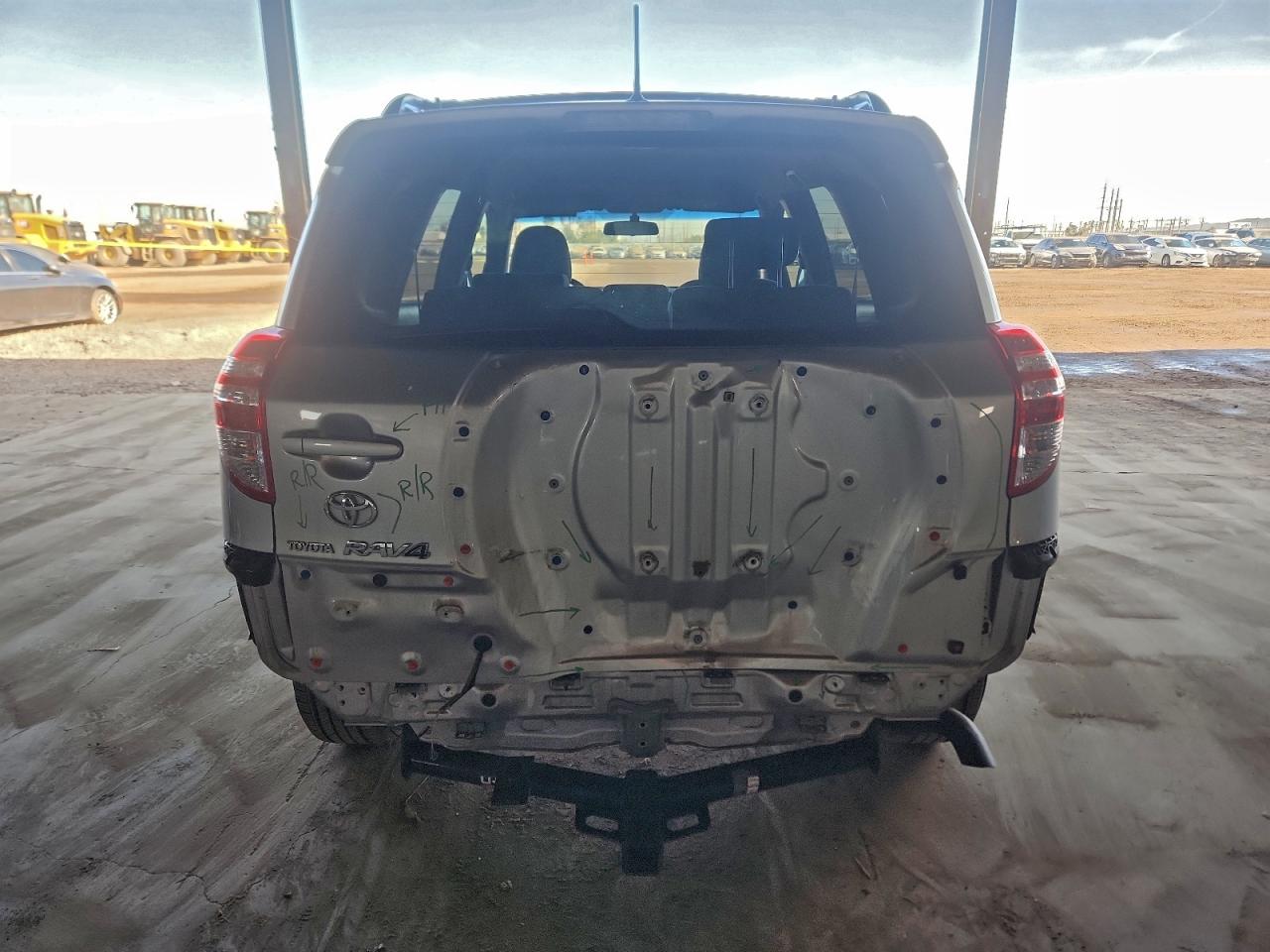 2010 TOYOTA RAV4 photo 6