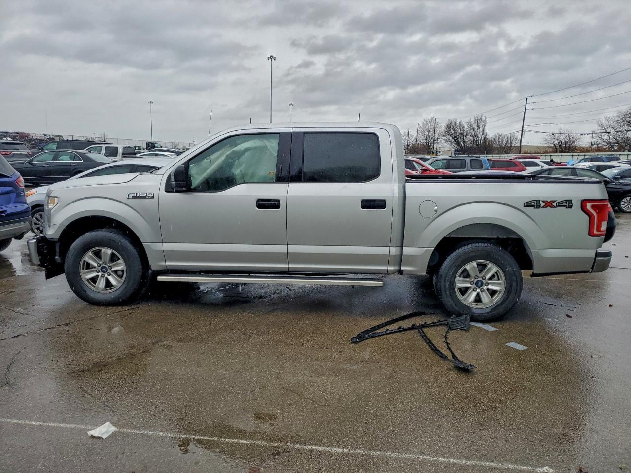 2017 FORD F150 SUPERCREW photo 2