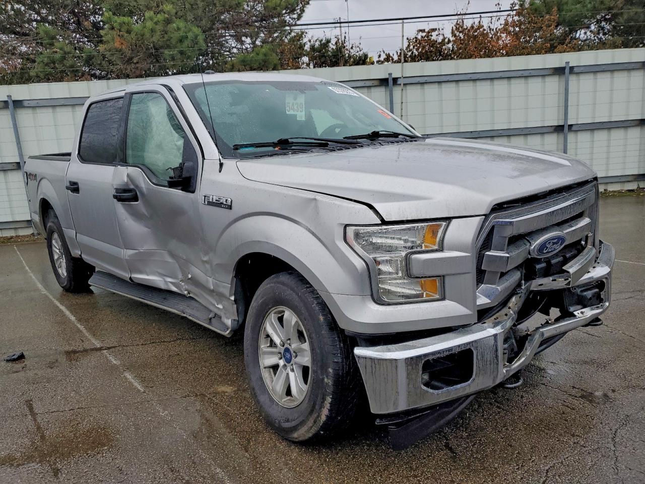 2017 FORD F150 SUPERCREW photo 4