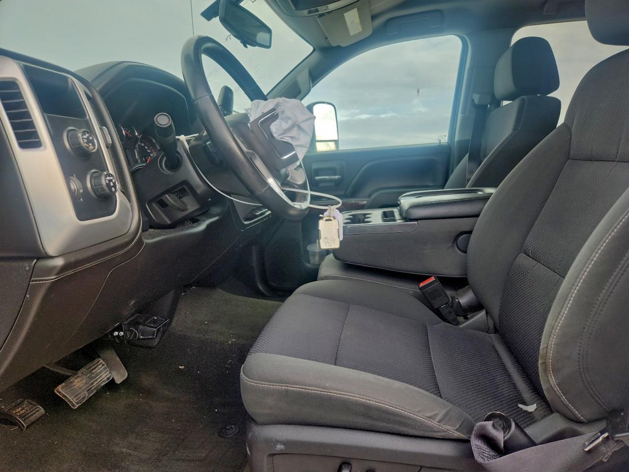 2015 GMC SIERRA K1500 SLE photo 7