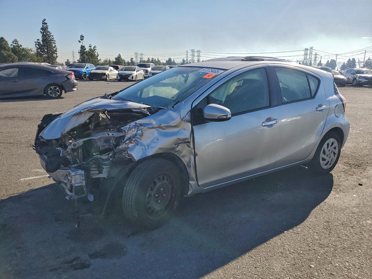 2016 TOYOTA PRIUS C