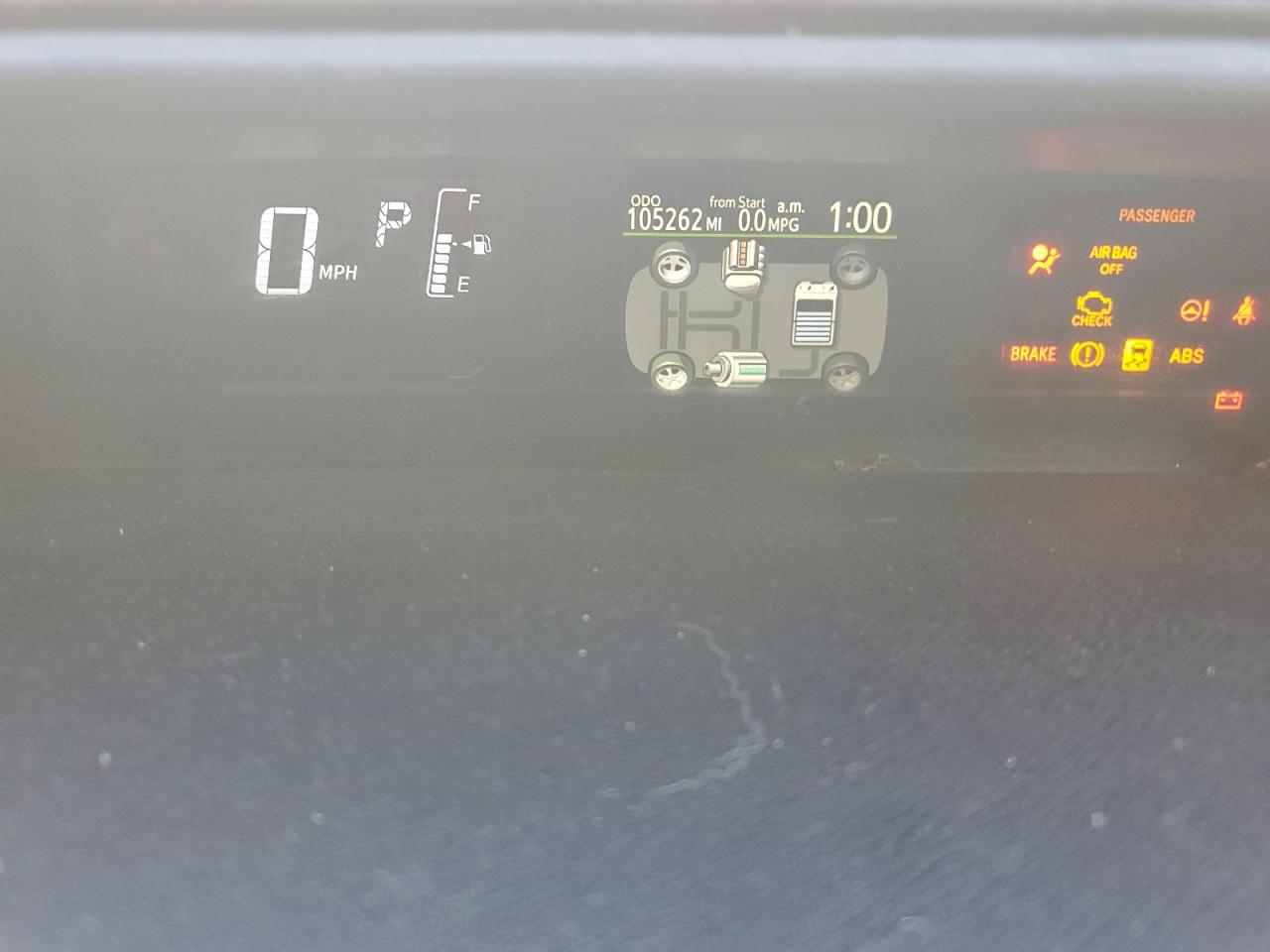 2016 TOYOTA PRIUS C photo 9
