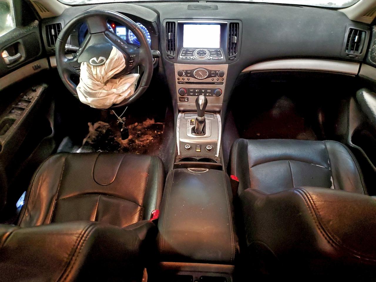 2012 INFINITI G37 photo 8