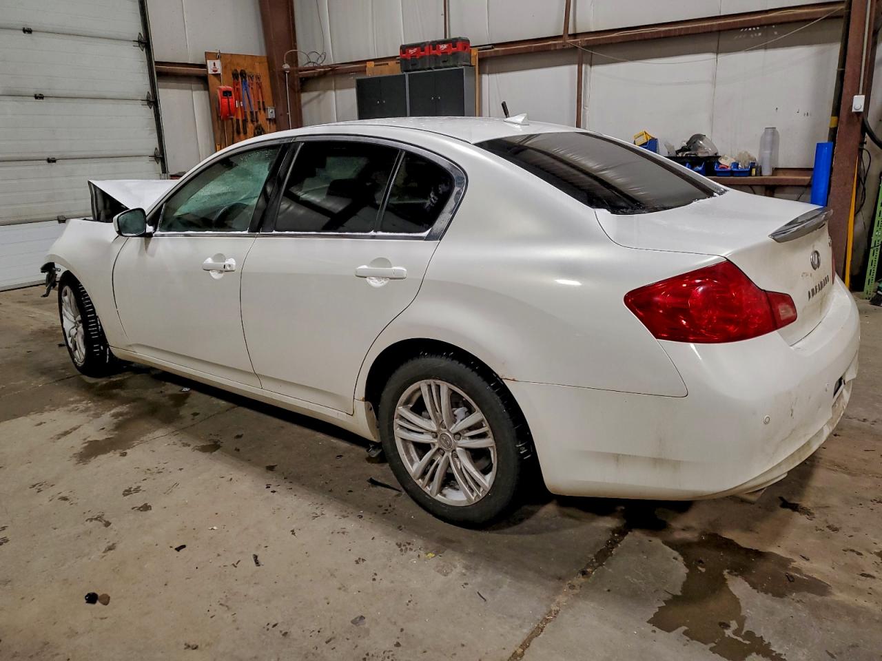 2012 INFINITI G37 photo 2