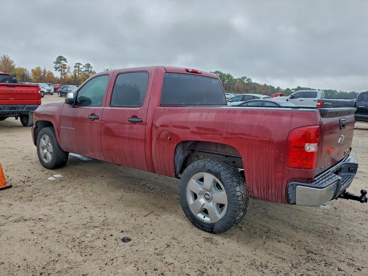 2009 CHEVROLET SILVERADO C1500 LT photo 3