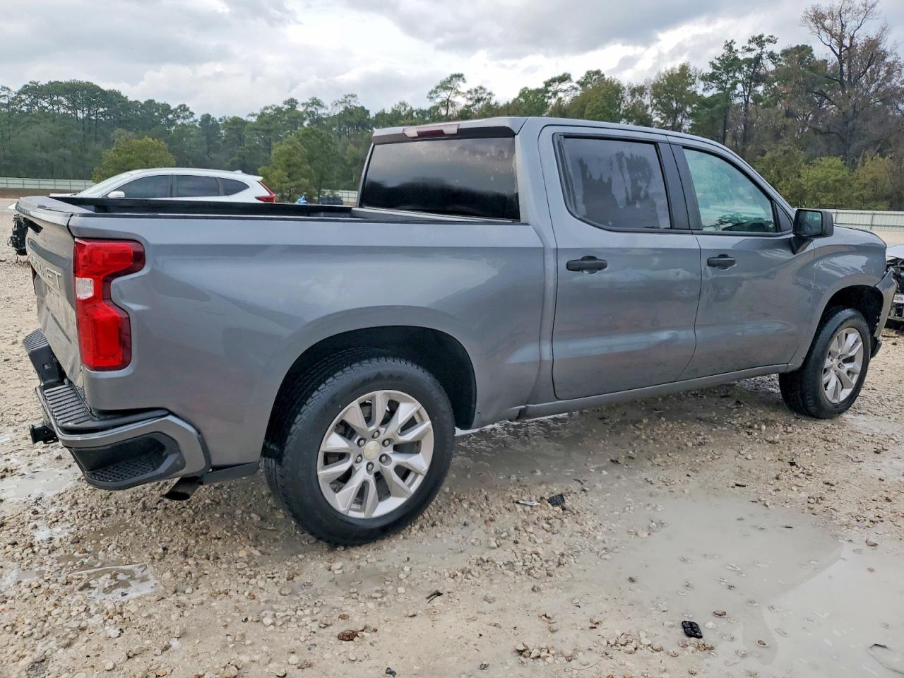 2021 CHEVROLET SILVERADO C1500 CUSTOM photo 3