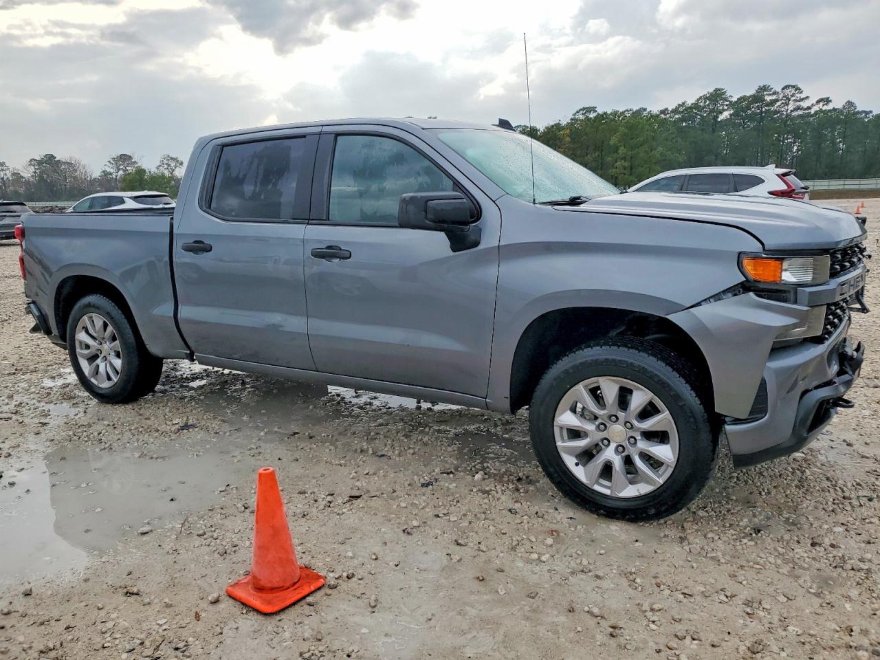 2021 CHEVROLET SILVERADO C1500 CUSTOM photo 4