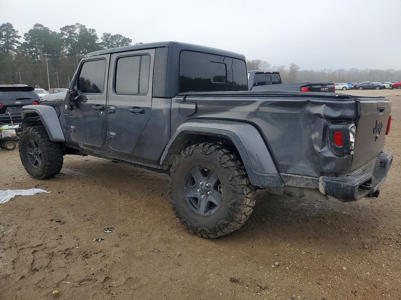 2021 JEEP GLADIATOR SPORT photo 2