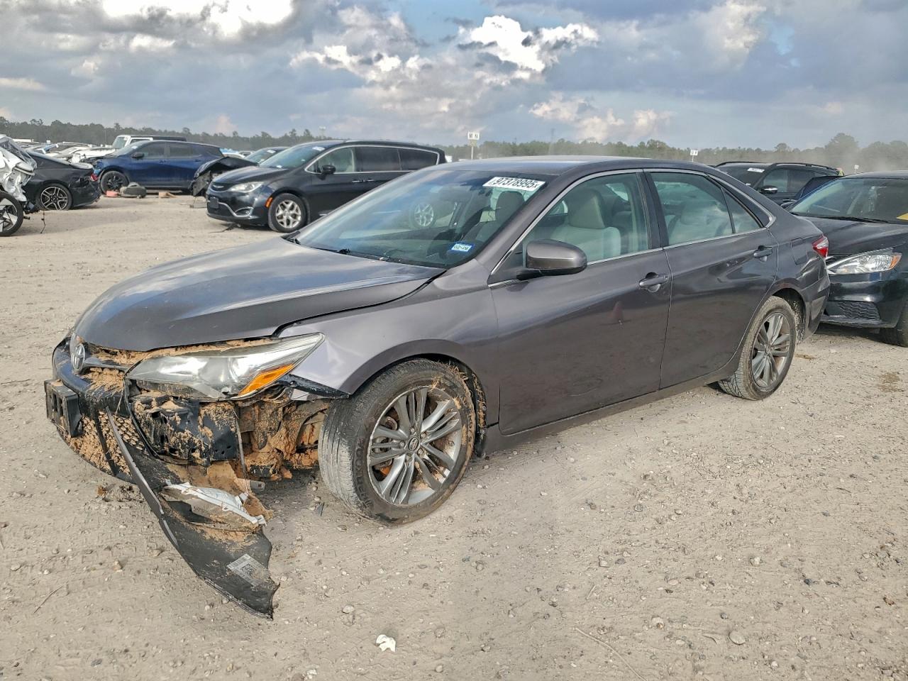 2016 TOYOTA CAMRY