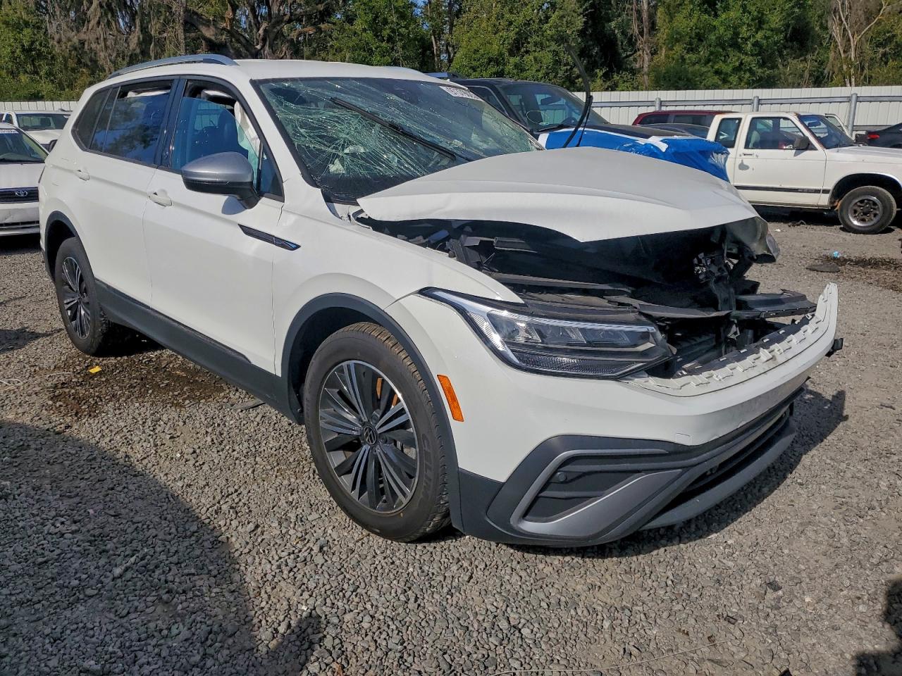 2024 VOLKSWAGEN TIGUAN WOLFSBURG photo 4