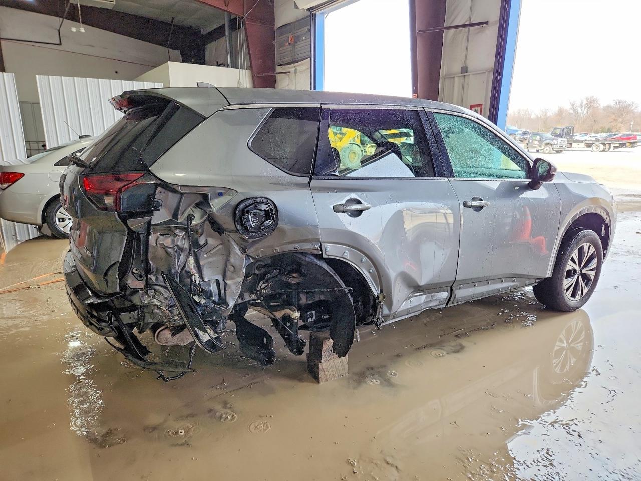 2021 NISSAN ROGUE SV photo 3