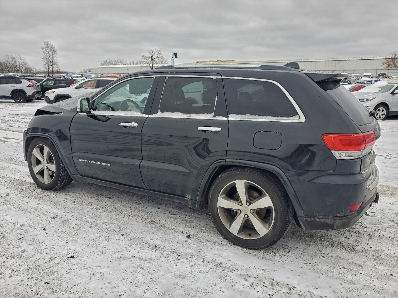 2015 JEEP GRAND CHEROKEE OVERLAND photo 2