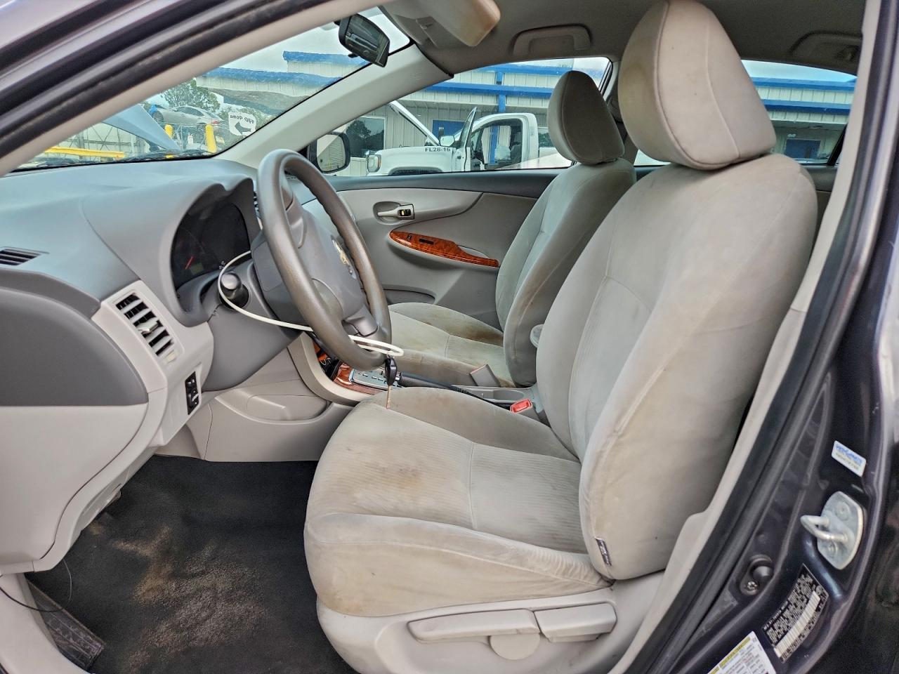 2009 TOYOTA COROLLA BASE photo 7