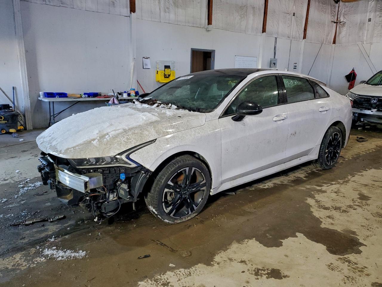 2023 KIA K5
