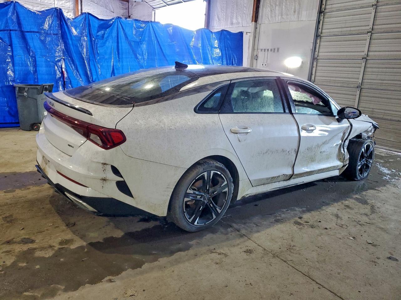 2023 KIA K5 GT LINE photo 3
