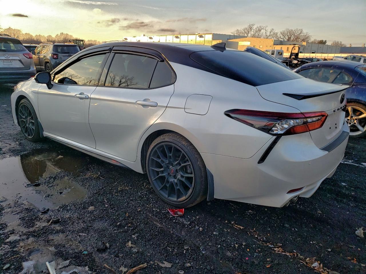 2022 TOYOTA CAMRY TRD photo 2