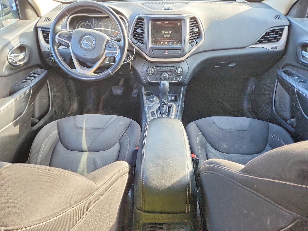 2015 JEEP CHEROKEE LATITUDE photo 8