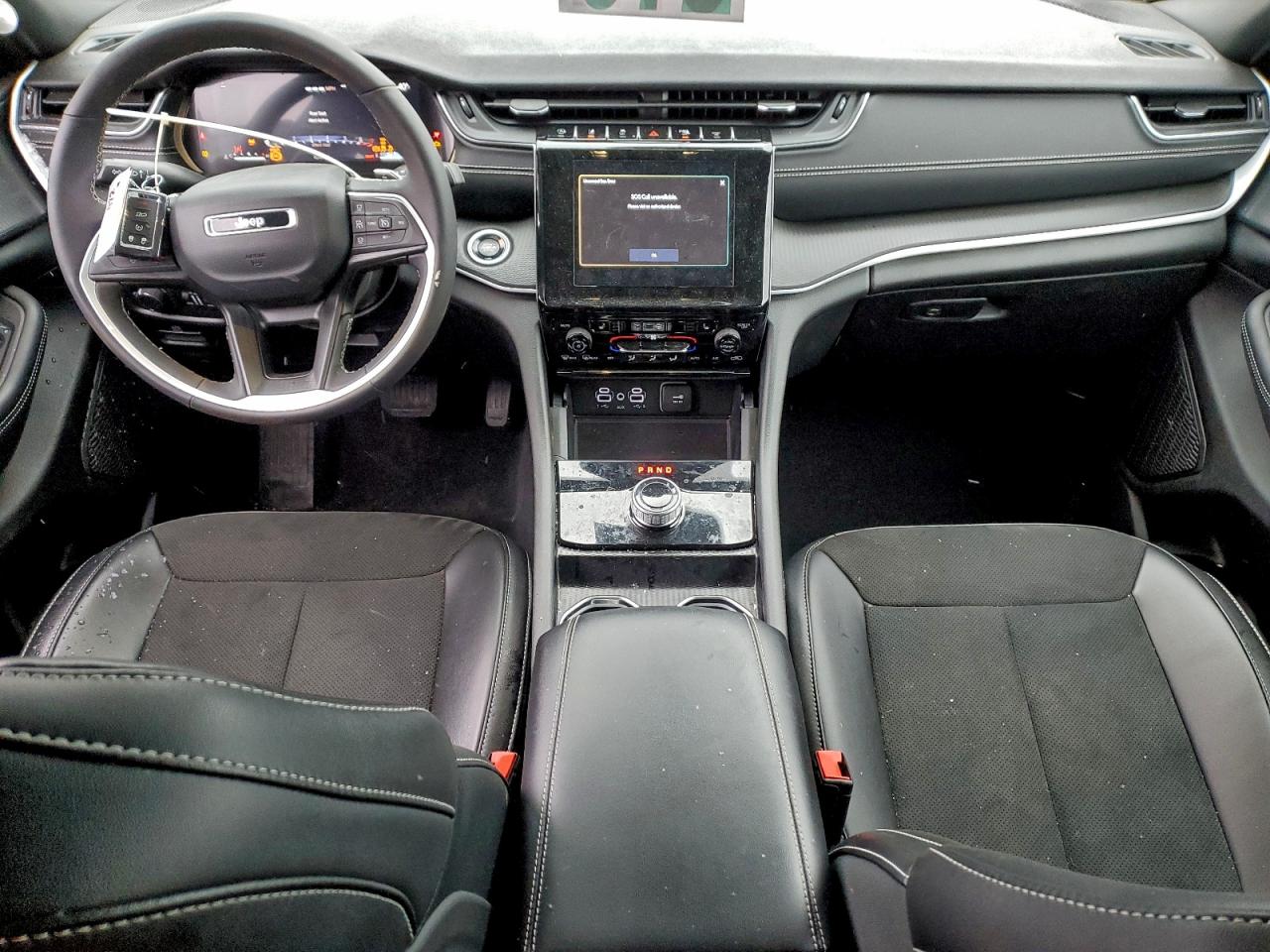 2024 JEEP GRAND CHEROKEE LAREDO photo 8