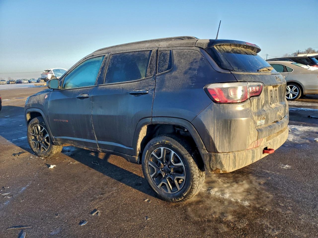 2019 JEEP COMPASS TRAILHAWK photo 2