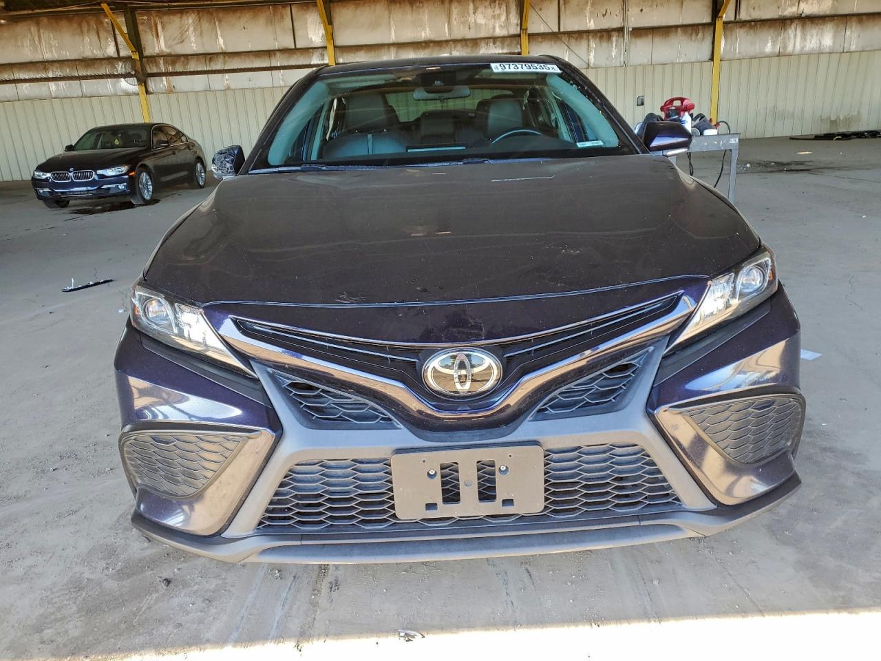 2022 TOYOTA CAMRY SE photo 5