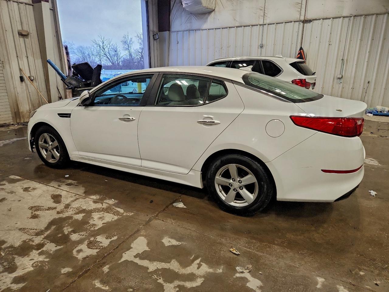 2015 KIA OPTIMA LX photo 3