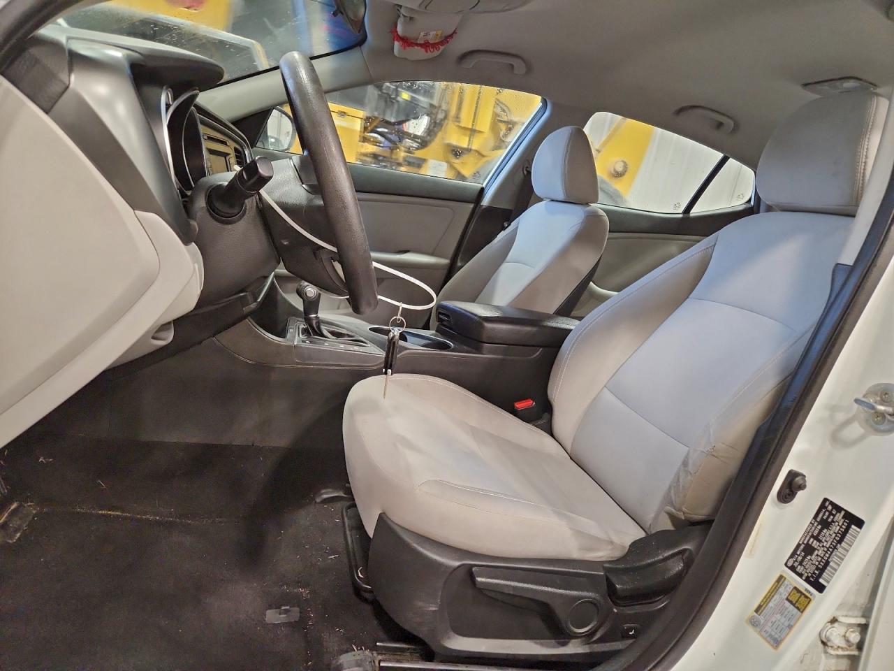 2015 KIA OPTIMA LX photo 13