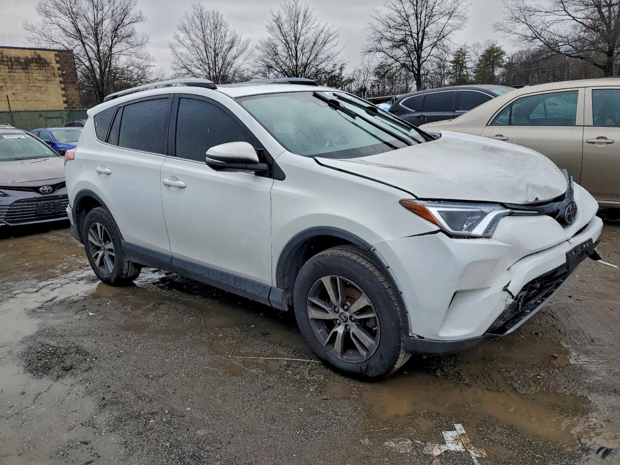 2018 TOYOTA RAV4 ADVENTURE photo 4